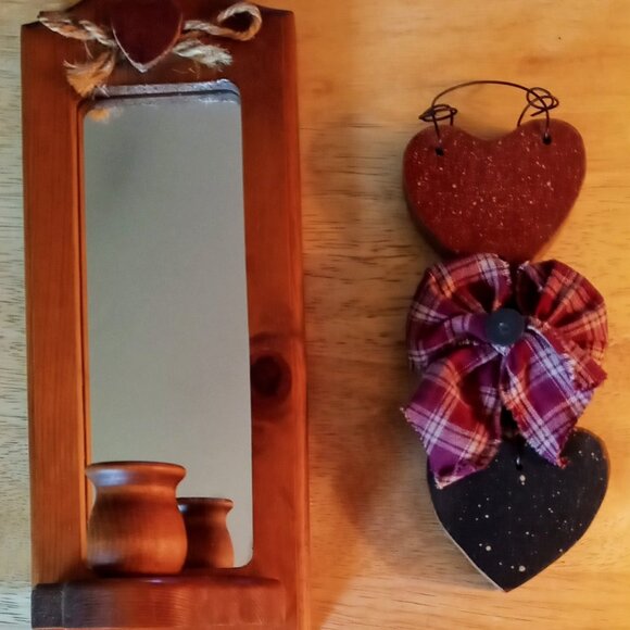 Other - Vintage Wood Mirrored Wall Sconce & 3-Heart Wall Decor Set in Great Condition